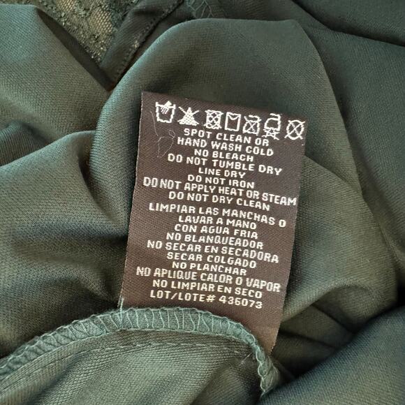 R&M Richards Green Sequined Sleeveless Keyhole Formal Evening Gown 8 NWT - Picture 10 of 12